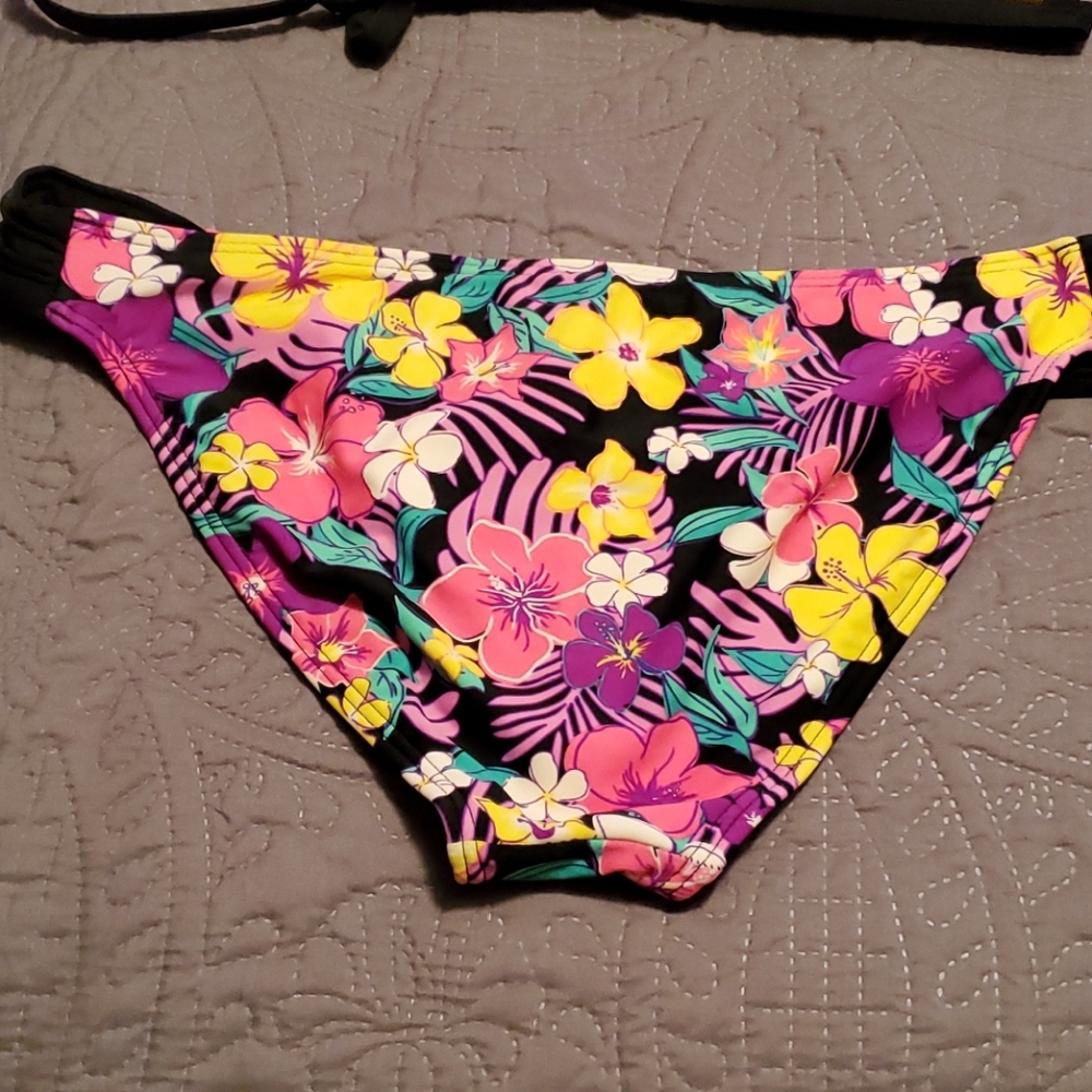 Bikini bottom - Picture 2 of 3